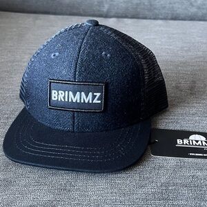 Brimmz navy blue Trucker Hat size XS infant